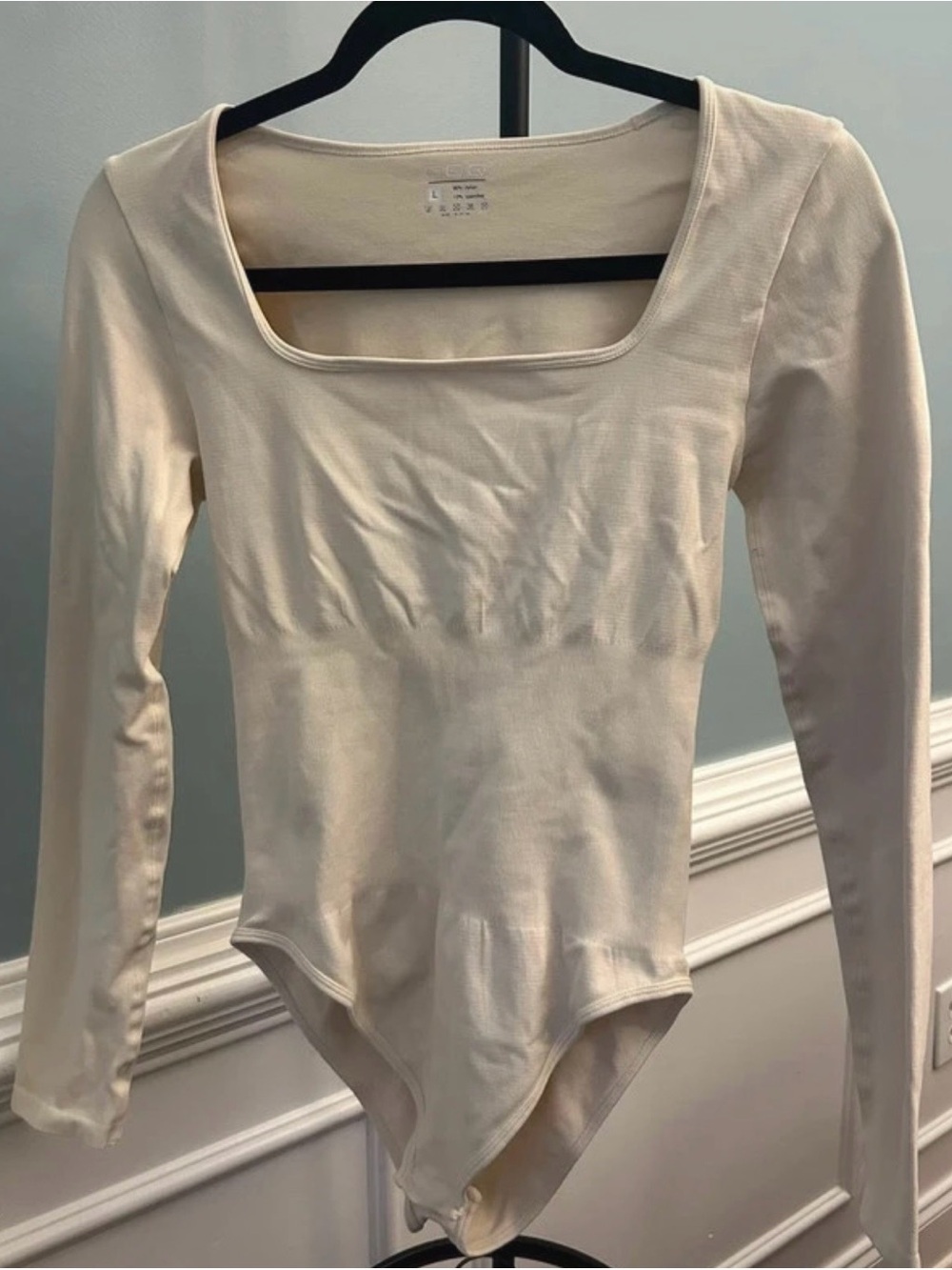 Long Sleeve Scoop Neck Bodysuit - Cream